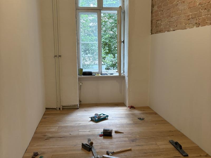 PUR-Platten mit Massivholz-Klickparkett